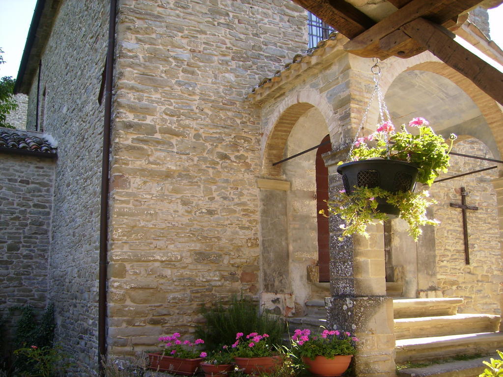 Agriturismo Biologico Castello Della Pieve Mercatello sul Metauro Экстерьер фото
